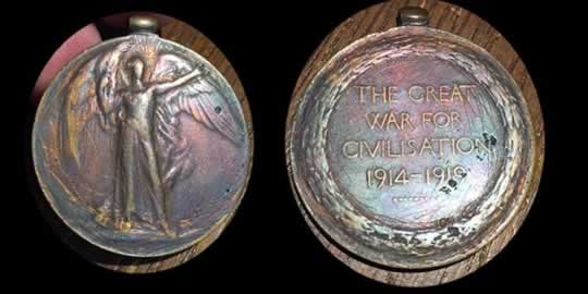 item598_An Allied Victory Medal to a member of the Bell's Bulldogs.jpg